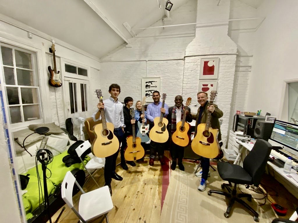 Group Guitar Lessons London